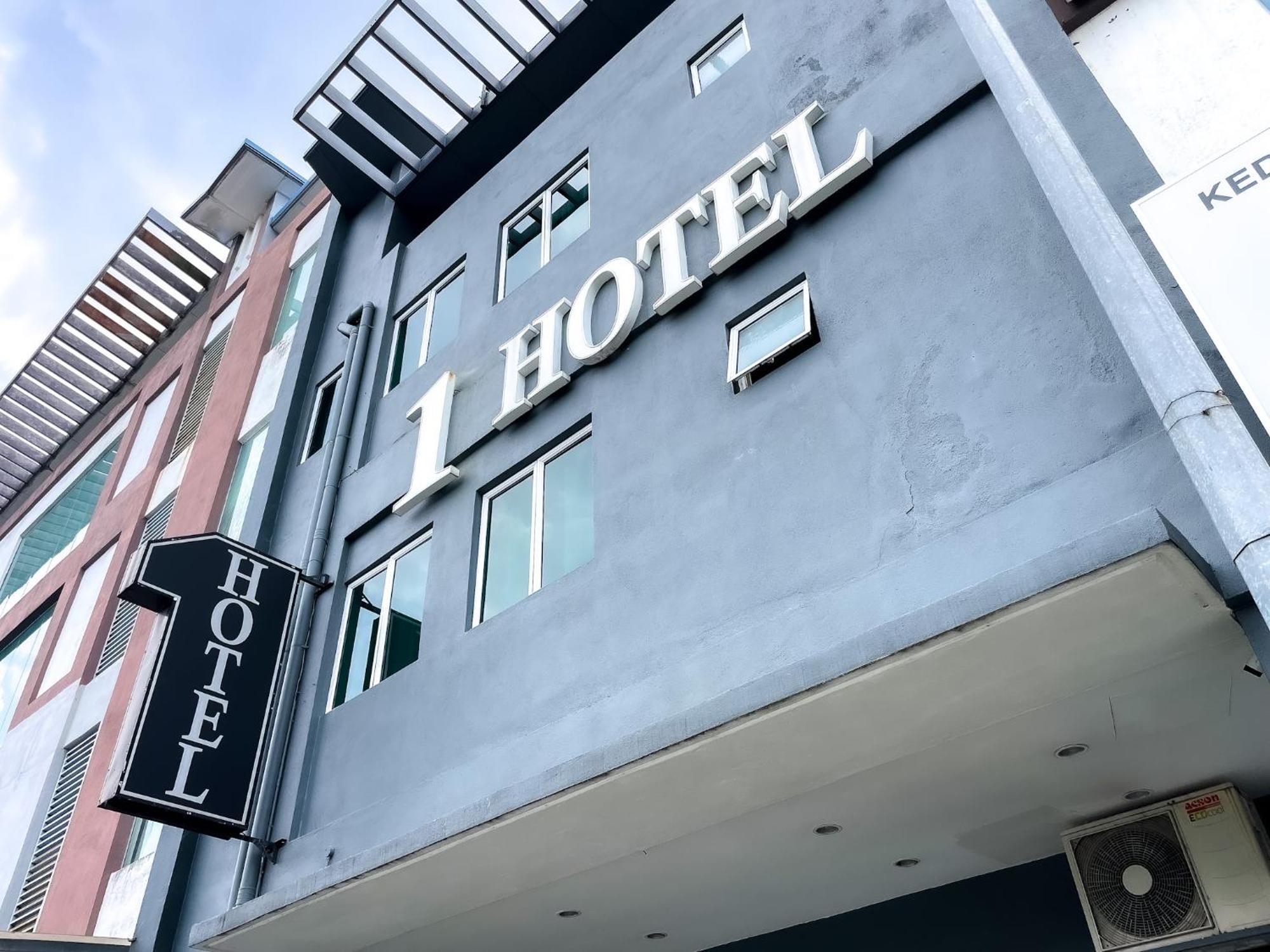 1 Hotel Mahkota Черас Экстерьер фото