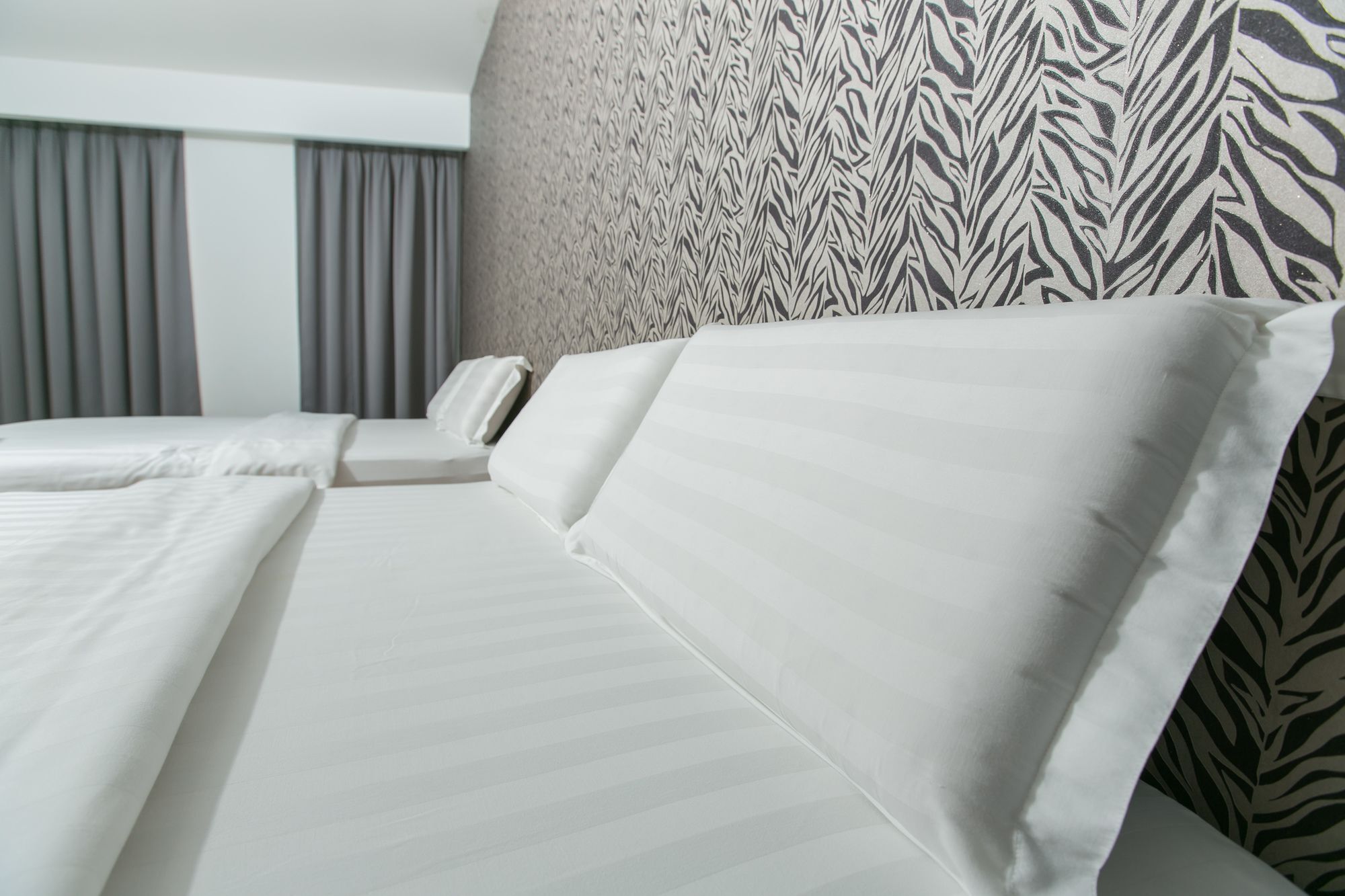 1 Hotel Mahkota Черас Экстерьер фото